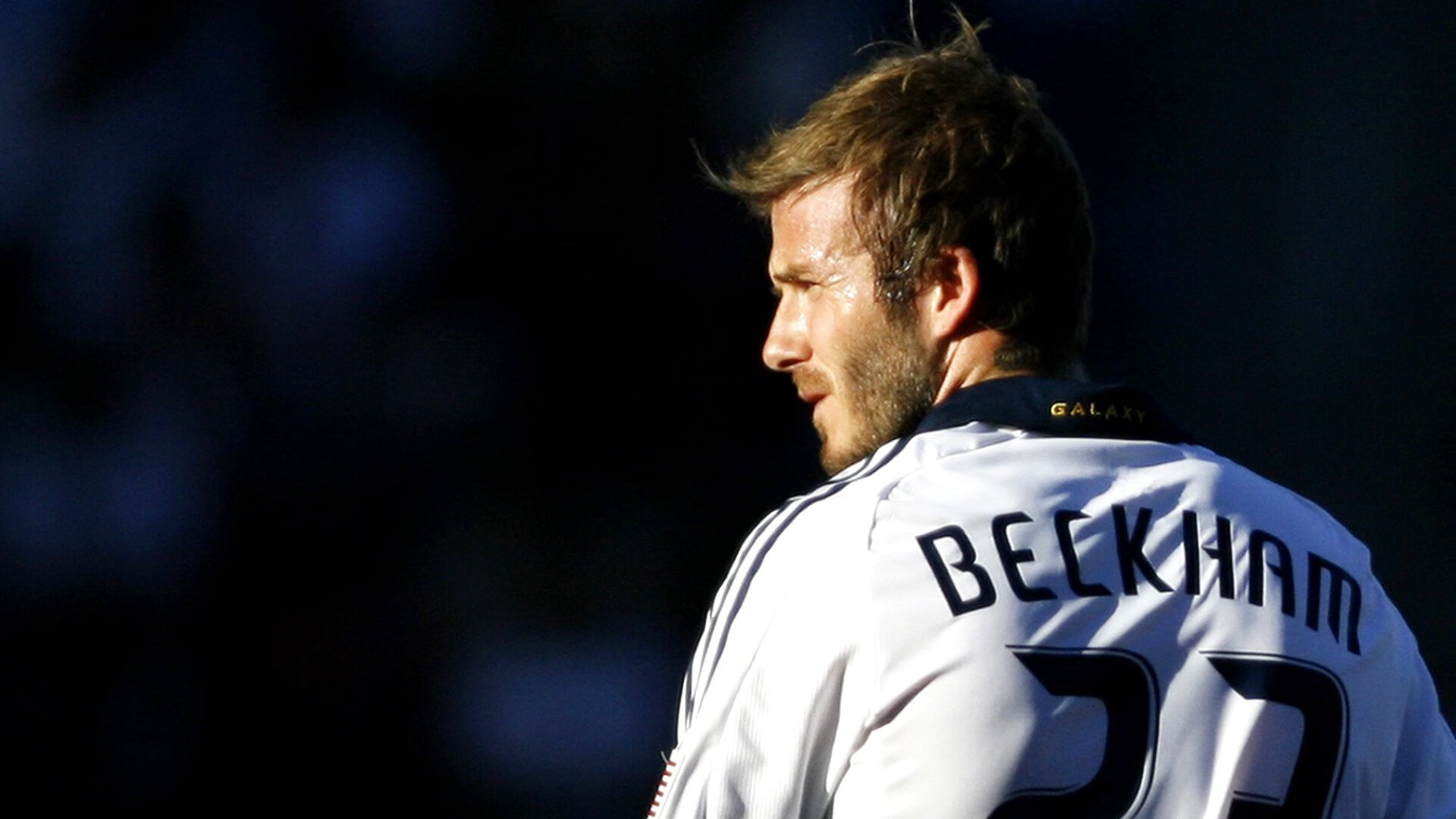 赛事安检升级，入场流程更为高效安全，安检比武